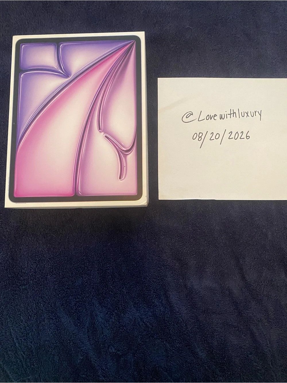 iPad Air 13 inch M4 Wi-Fi + cellular